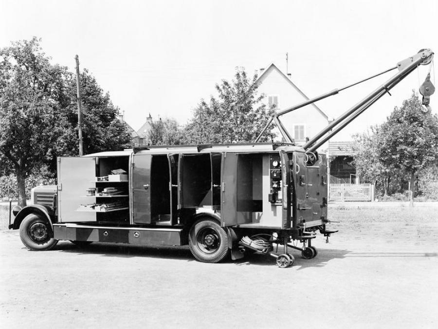  Mercedes-Benz LO3750 Rustwagen by Metz 1935 года  (фото 3 из 3)